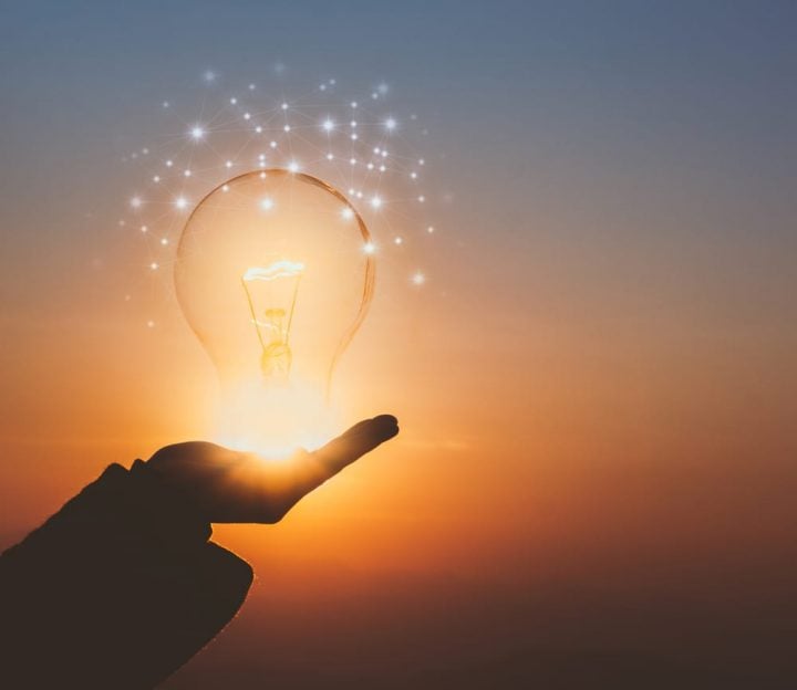 Energia elettrica seconda casa: tutto sull’allaccio